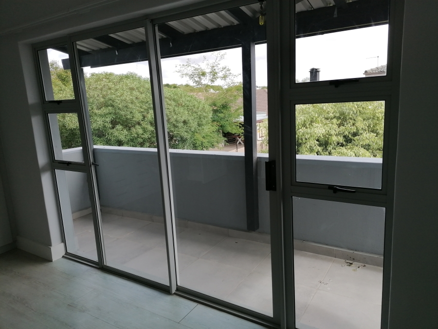 To Let 3 Bedroom Property for Rent in Langeberg Heights Western Cape